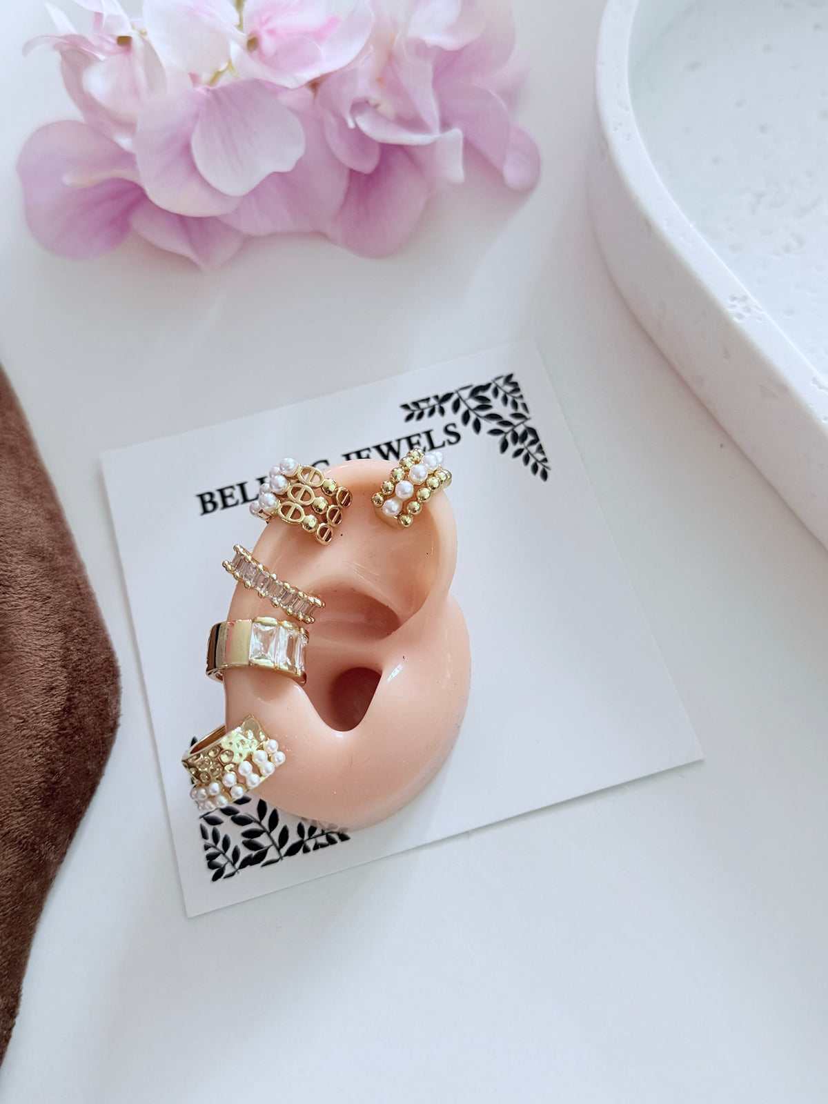 Details Earcuff