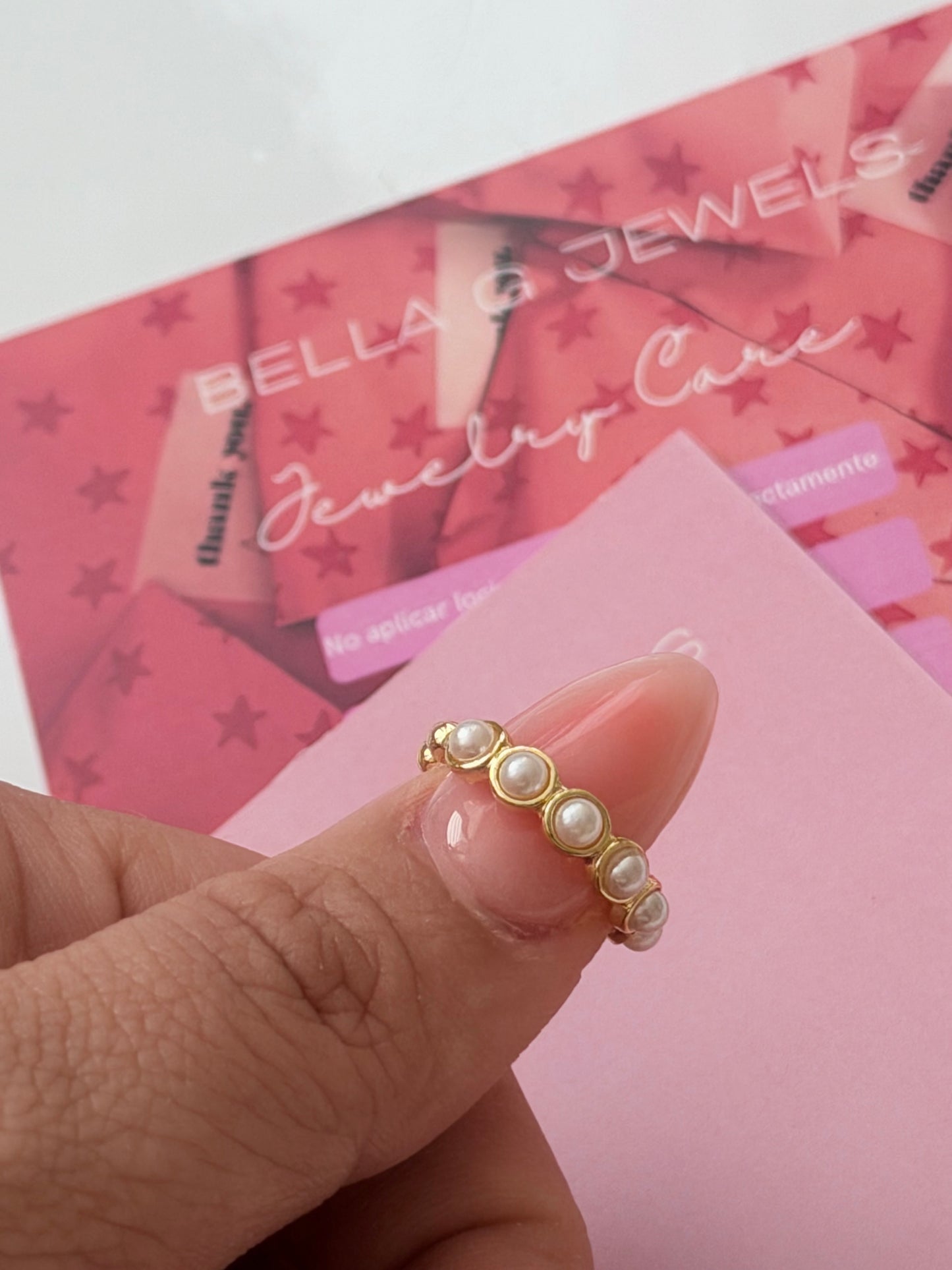 Pearly Earcuff