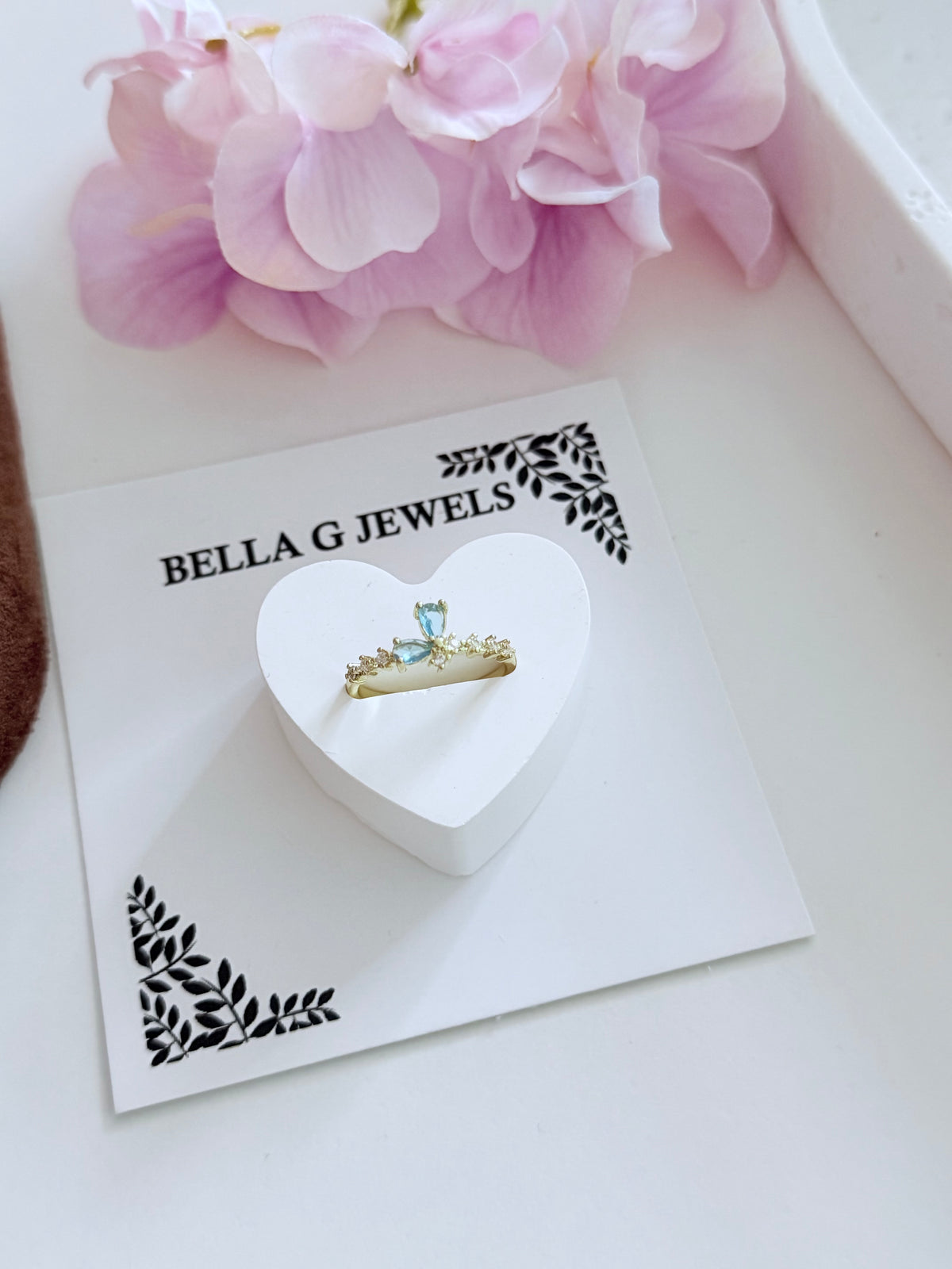 Minimalist Ring Party