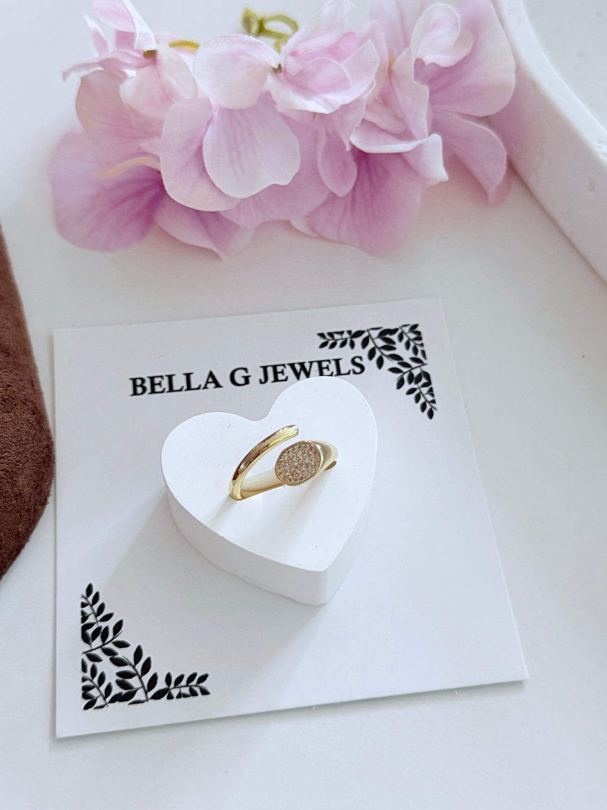 Minimalist Ring Party