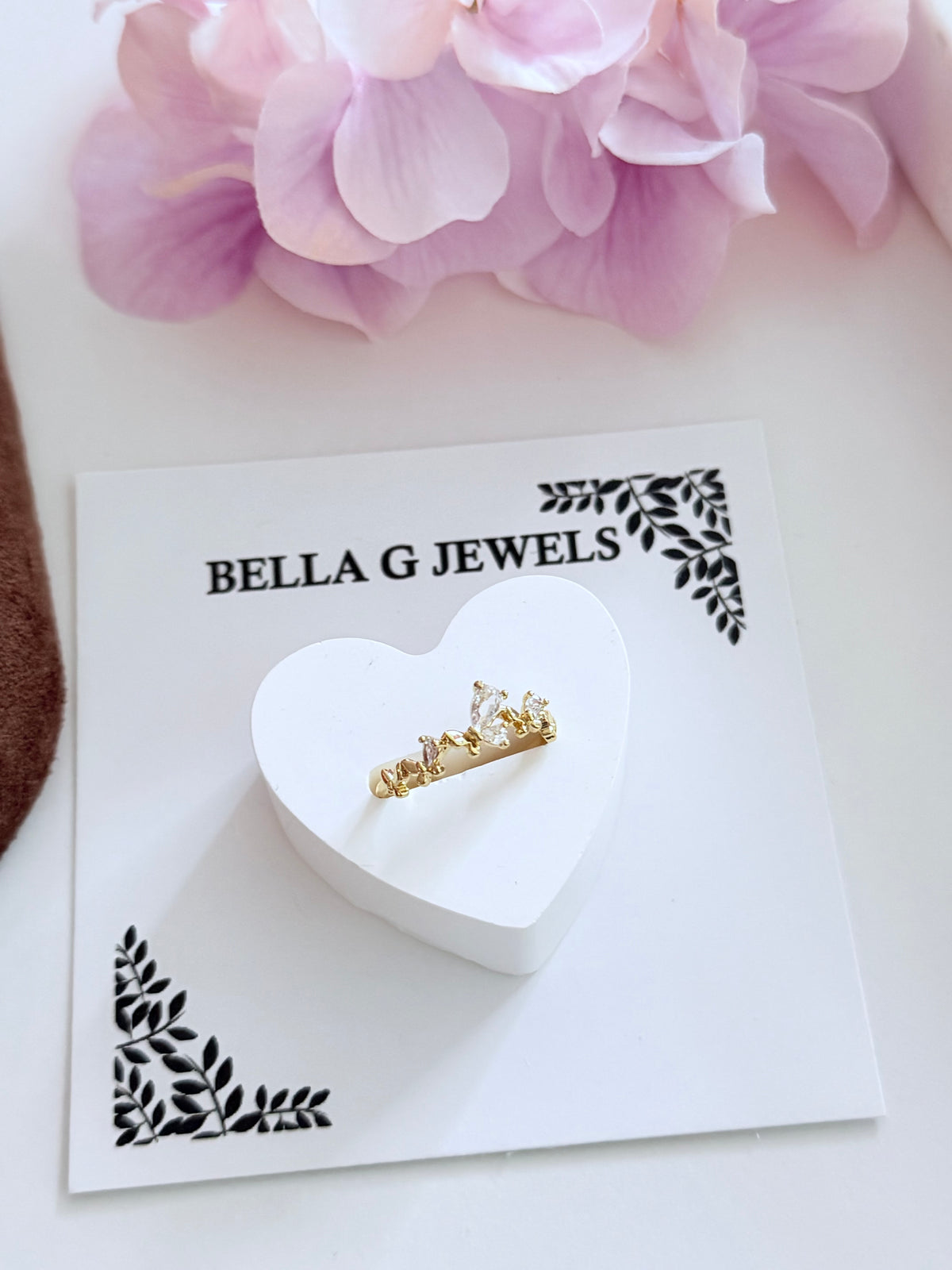 Minimalist Ring Party