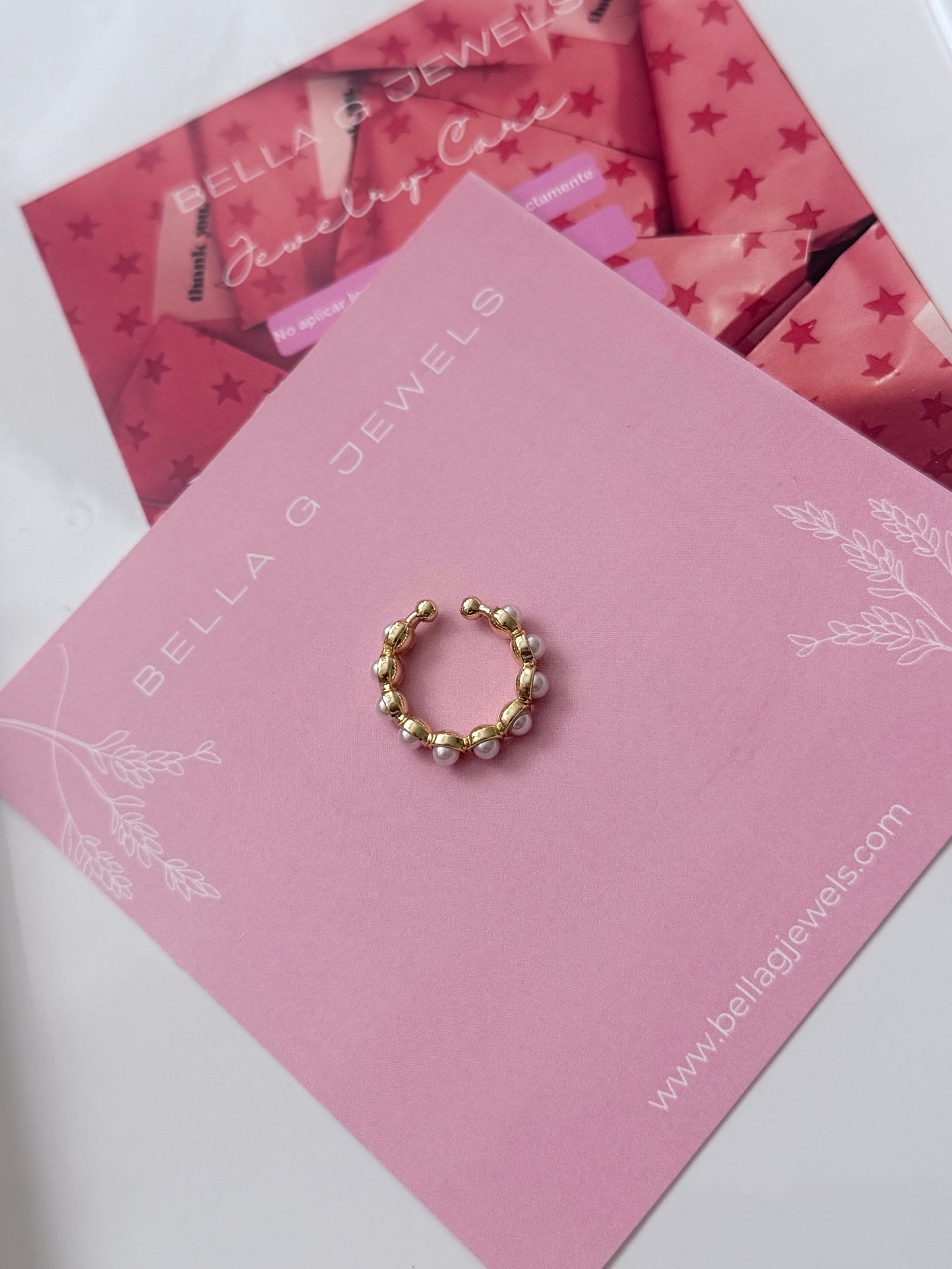 Pearly Earcuff