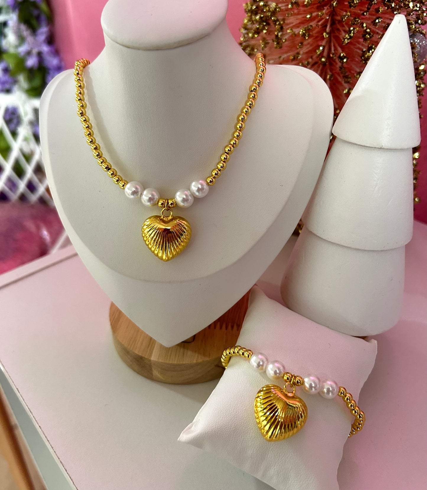 Golden love set