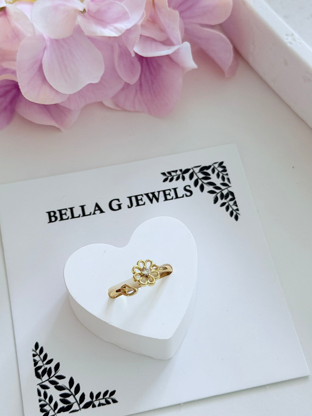 Minimalist Ring Party