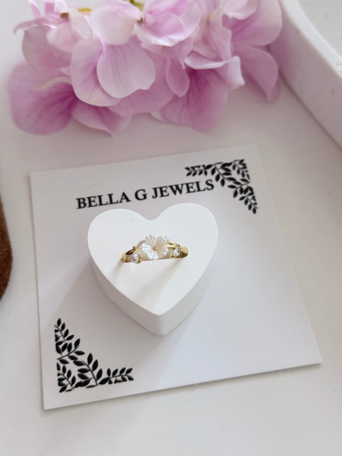 Minimalist Ring Party