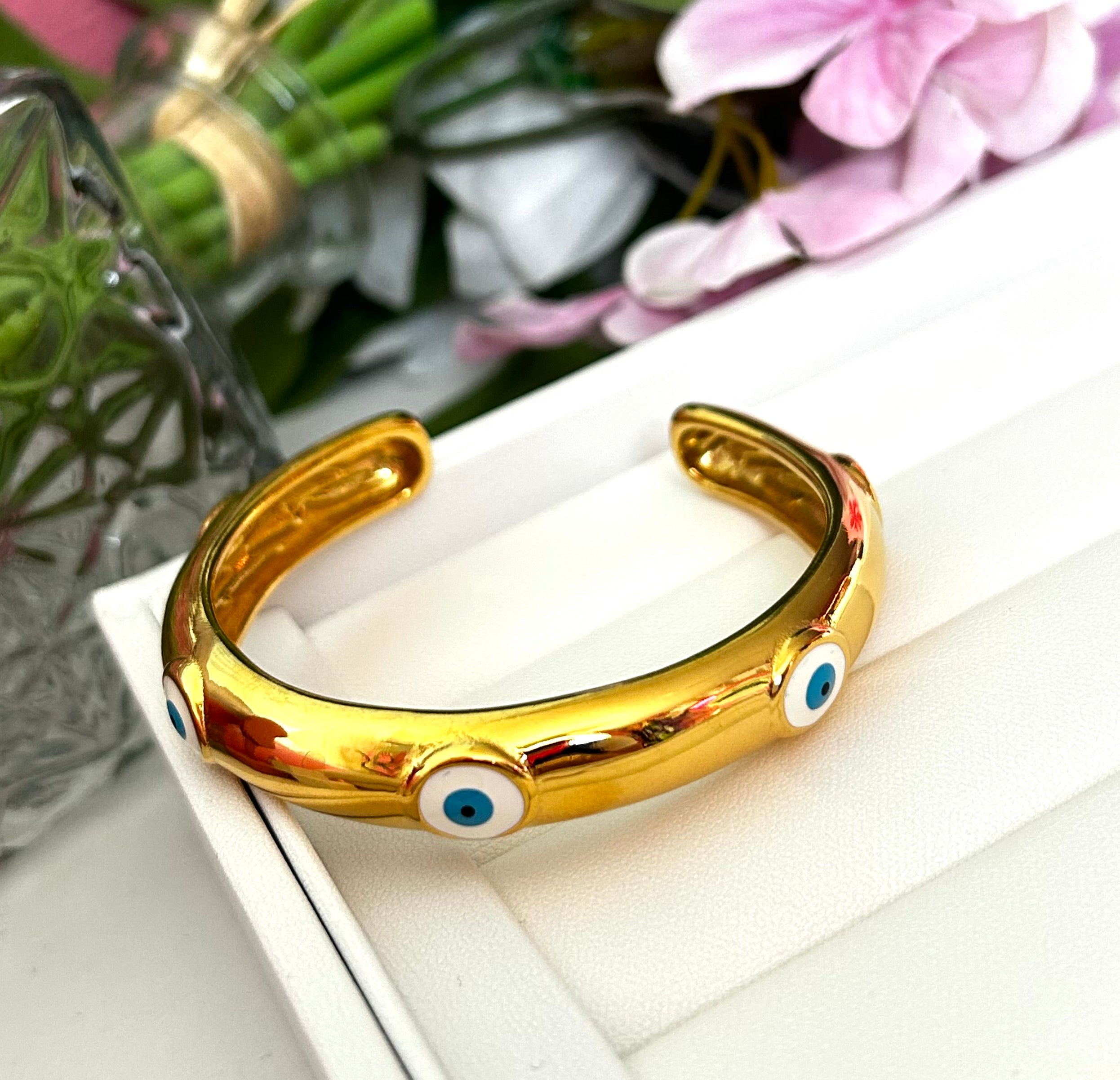 Eye see you Bangle