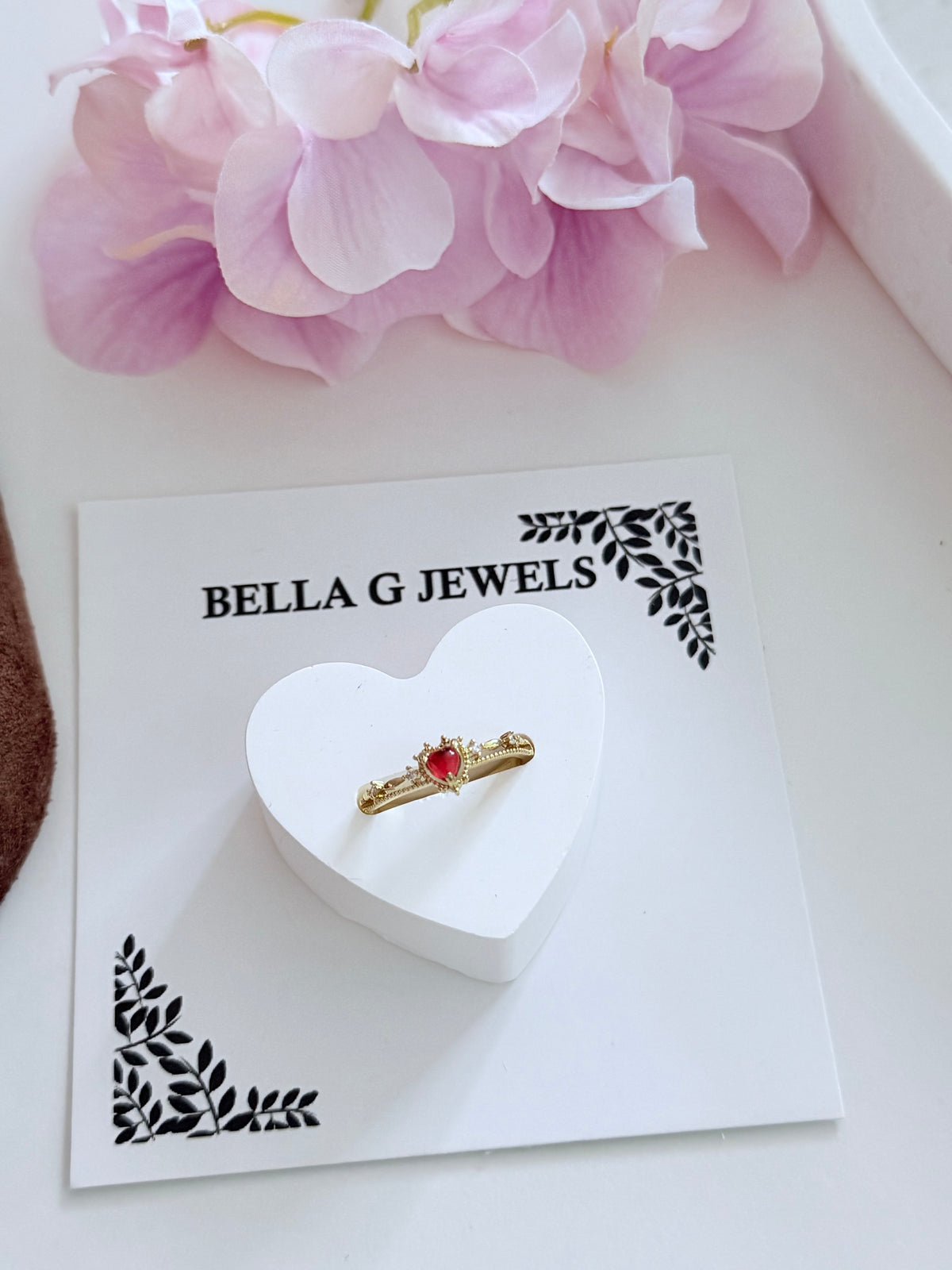 Minimalist Ring Party