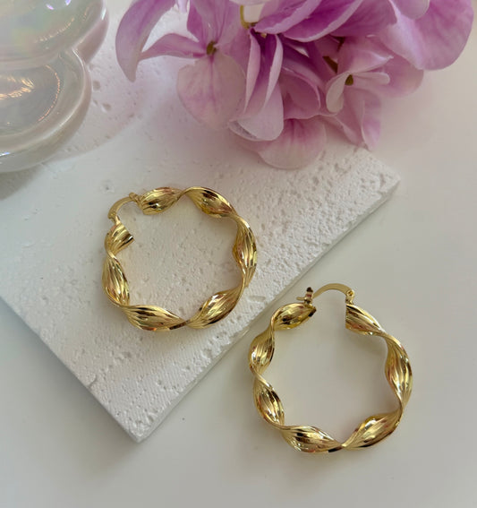 Marena Hoops