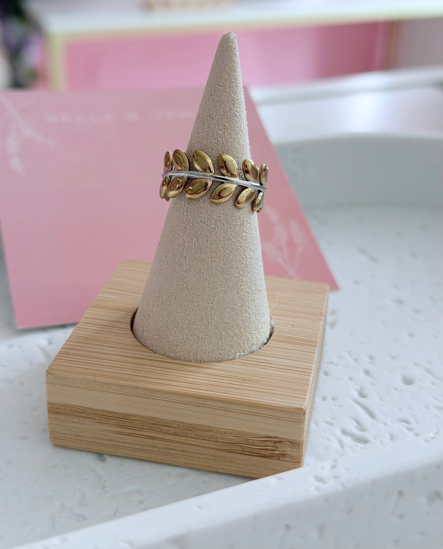 Hojita Ring