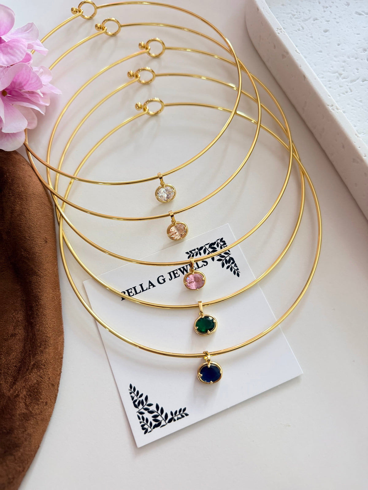 Circle in diamonds